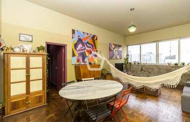 Imagem: O apartamento possui 3 Dormitórios, 1 Banheiro, 105m² de Área