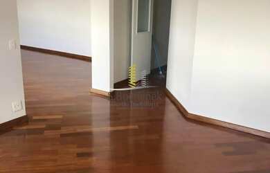 Imagem: O apartamento possui 4 Dormitórios, 5 Banheiros, 3 Vagas na