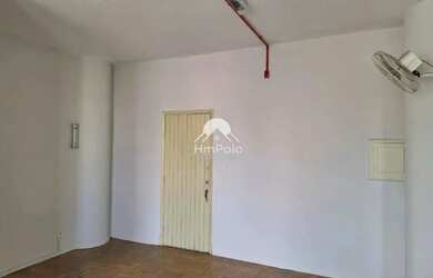 Imagem: O depósito possui 75m² de Área e está localizado em Centro