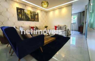 Imagem: A casa possui 3 Dormitórios, 3 Banheiros, 5 Vagas na garagem