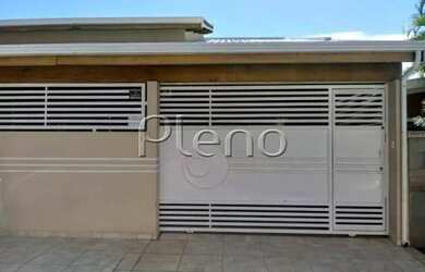 Imagem: A casa possui 3 Dormitórios, 2 Banheiros, 4 Vagas na garagem