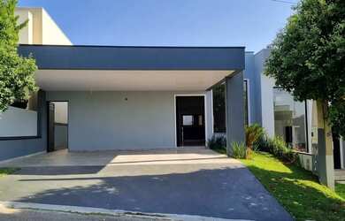 Imagem: A casa em condomínio possui 3 Dormitórios, 3 Banheiros, 2