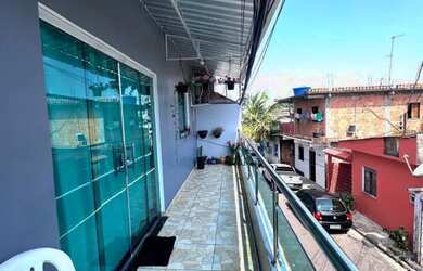 Imagem: A casa possui 1 Dormitório, 2 Banheiros, 1 Vaga na garagem