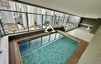 Imagem: O apartamento possui 4 Dormitórios, 5 Banheiros, 3 Vagas na