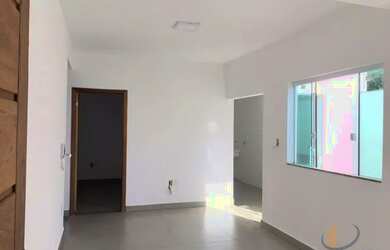 Imagem: O apartamento possui 3 Dormitórios, 1 Banheiro, 1 Vaga na garagem