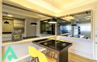 Imagem: O apartamento possui 2 Dormitórios, 2 Banheiros, 2 Vagas na