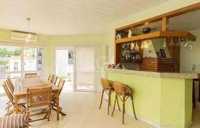 Imagem: O apartamento na cobertura possui 4 Dormitórios, 5 Banheiros