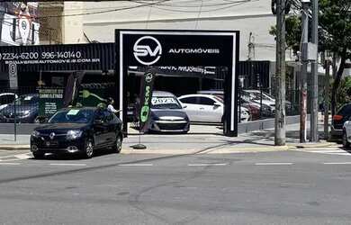 Imagem: O depósito possui 5 Vagas na garagem, 500m² de Área e está