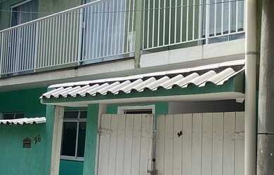 Imagem: A casa em condomínio possui 2 Dormitórios, 1 Banheiro, 70m²