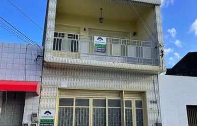 Imagem: A casa possui 3 Dormitórios, 3 Banheiros e 120m² de Área