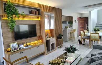 Imagem: A casa possui 3 Dormitórios, 3 Banheiros, 2 Vagas na garagem