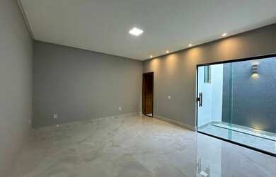 Imagem 14: Casa baixa com piscina a venda no bairro de Lourdes - Governador Valadares - MG