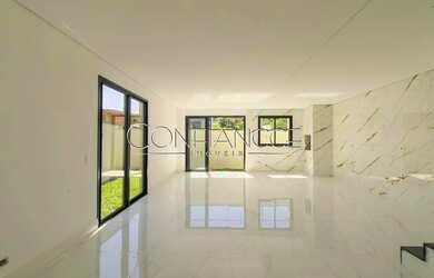 Imagem: A casa em condomínio possui 3 Dormitórios, 3 Banheiros, 1