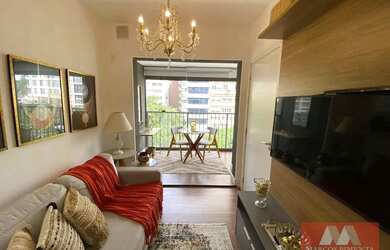 Imagem: O apartamento possui 1 Dormitório, 1 Banheiro, 33m² de Área