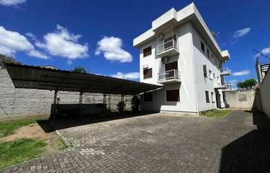 Imagem: O apartamento possui 3 Dormitórios, 1 Banheiro, 1 Vaga na garagem