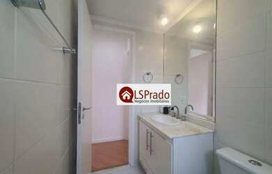 Imagem 9: Ao lado dos hospitais Sírio e 9 de Julho, 2 dormitórios, varanda fechada...