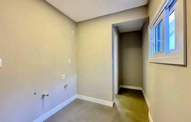 Imagem 13: VENDO CASA NA BEIRA MAR DE CAPÃO DA CANOA COM 03 DORMITÓRIOS SENDO 02...