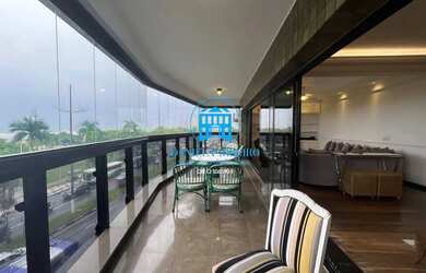 Imagem: O apartamento possui 3 Dormitórios, 5 Banheiros, 2 Vagas na