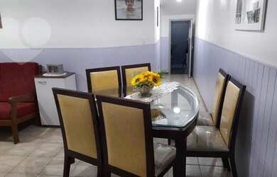 Imagem: A casa possui 3 Dormitórios, 2 Banheiros e 131m² de Área