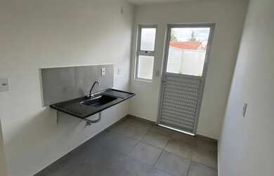 Imagem: A casa em condomínio possui 2 Dormitórios, 1 Banheiro, 1 Vaga