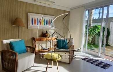 Imagem: A casa em condomínio possui 4 Dormitórios, 4 Banheiros, 1