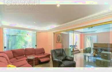 Imagem: A casa possui 3 Dormitórios, 5 Banheiros, 3 Vagas na garagem