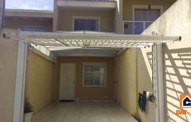 Imagem: A casa possui 2 Dormitórios, 2 Banheiros, 1 Vaga na garagem