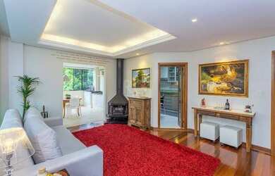 Imagem: O apartamento possui 3 Dormitórios, 3 Banheiros, 2 Vagas na