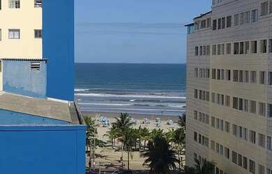 Imagem: O apartamento possui 1 Dormitório, 1 Banheiro, 1 Vaga na garagem