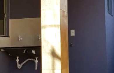 Imagem: A casa possui 1 Dormitório, 1 Banheiro e está localizado