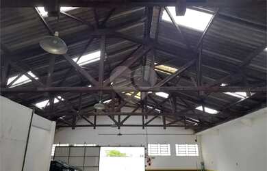 Imagem 16: Galpão Comercial/Industrial