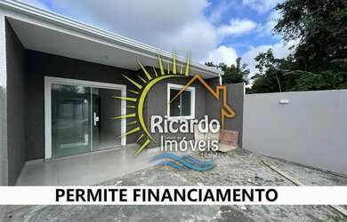 Imagem: A casa possui 2 Dormitórios, 1 Banheiro, 3 Vagas na garagem