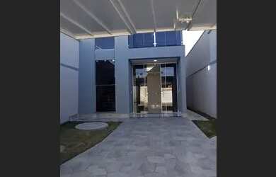 Imagem 2: Casa para venda com 200 metros quadrados com 3 quartos