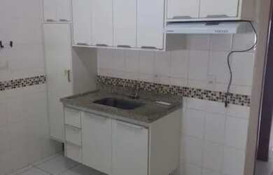 Imagem: A casa possui 2 Dormitórios, 1 Banheiro, 1 Vaga na garagem