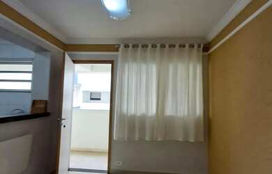 Imagem 4: Locação este confortável apartamento oferece 50m² de área bem distribuída,...