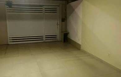 Imagem 2: Casa à Venda no Engenho do Meio Recife/PE Próxima ao Colégio Militar...