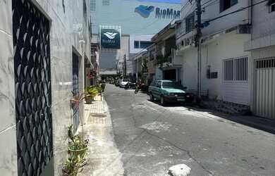 Imagem 2: Aluga se casa térrea ao lado do Riomar no Pina