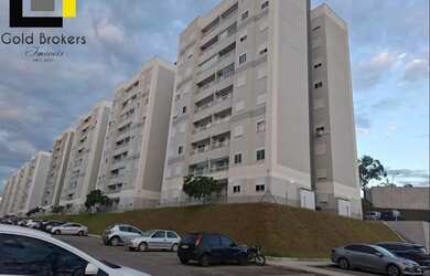 Imagem: O apartamento possui 2 Dormitórios, 1 Banheiro, 1 Vaga na garagem