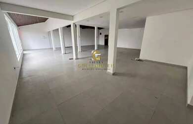 Imagem: O depósito possui 250m² de Área e está localizado em Parque