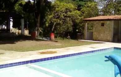 Imagem: A chácara possui 40.000m² de Área, Churrasqueira, Piscina