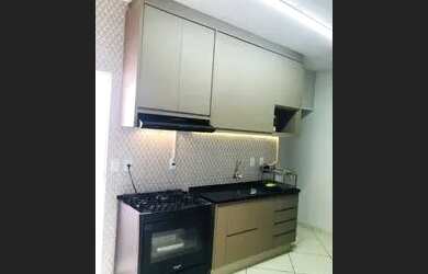 Imagem: A casa possui 1 Dormitório, 2 Vagas na garagem e está localizado