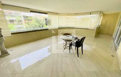 Imagem: O apartamento possui 3 Dormitórios, 3 Banheiros, 2 Vagas na