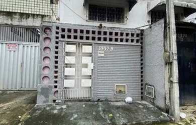 Imagem: A casa possui 1 Dormitório, 1 Banheiro, 30m² de Área e está