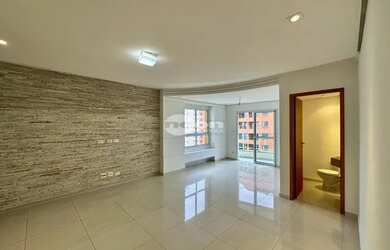 Imagem: O apartamento possui 3 Dormitórios, 2 Banheiros, 3 Vagas na