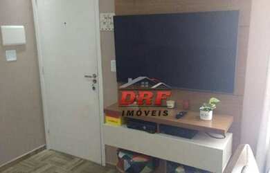 Imagem: O apartamento possui 2 Dormitórios, 1 Banheiro, 1 Vaga na garagem