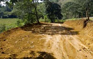 Imagem: O terreno possui 3900m² de Área e está localizado em Ipiabás