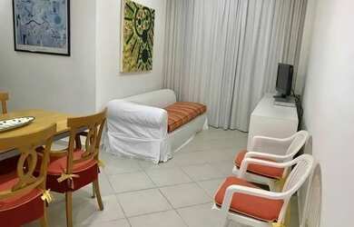 Imagem: O apartamento possui 2 Dormitórios, 1 Banheiro, 2 Vagas na