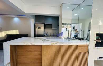 Imagem: O apartamento possui 2 Dormitórios, 2 Banheiros, 1 Vaga na