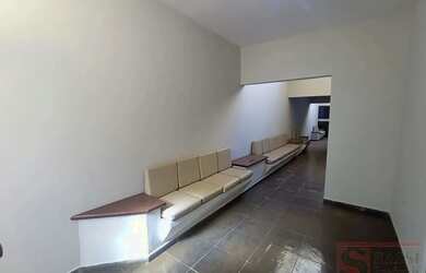 Imagem 2: Sala Comercial em CENTRO. Ar-condicionadoe147m² de Área