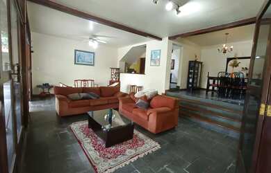 Imagem 2: //Linda Mansão no Parque das Laranjeiras